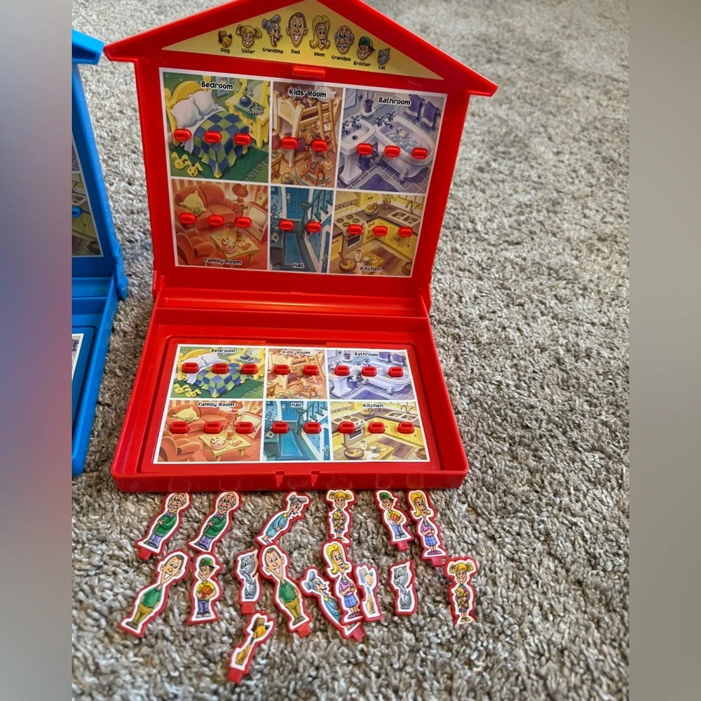 Guess Where? Vintage 2004 Guessing Board Game COMPLETE 2 Players ONE BROKEN PART
